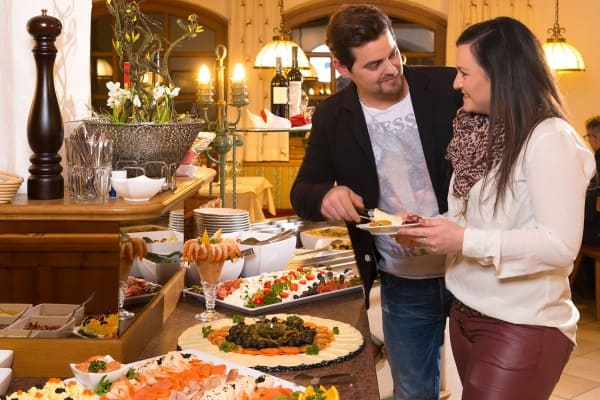 Essen im Hotel Dorfer &copy; Gruber