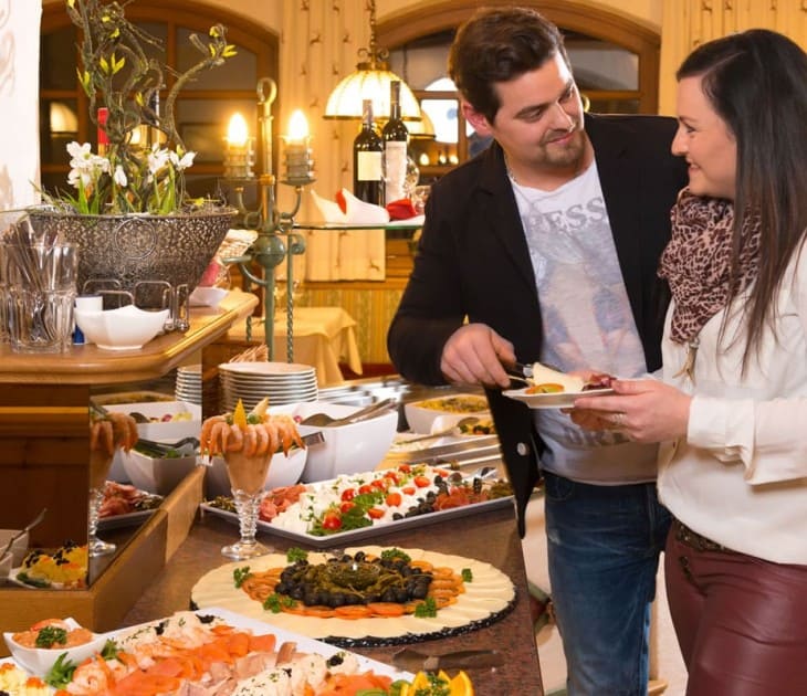 Gro&szlig;e Auswahl am Buffet &copy; Gruber